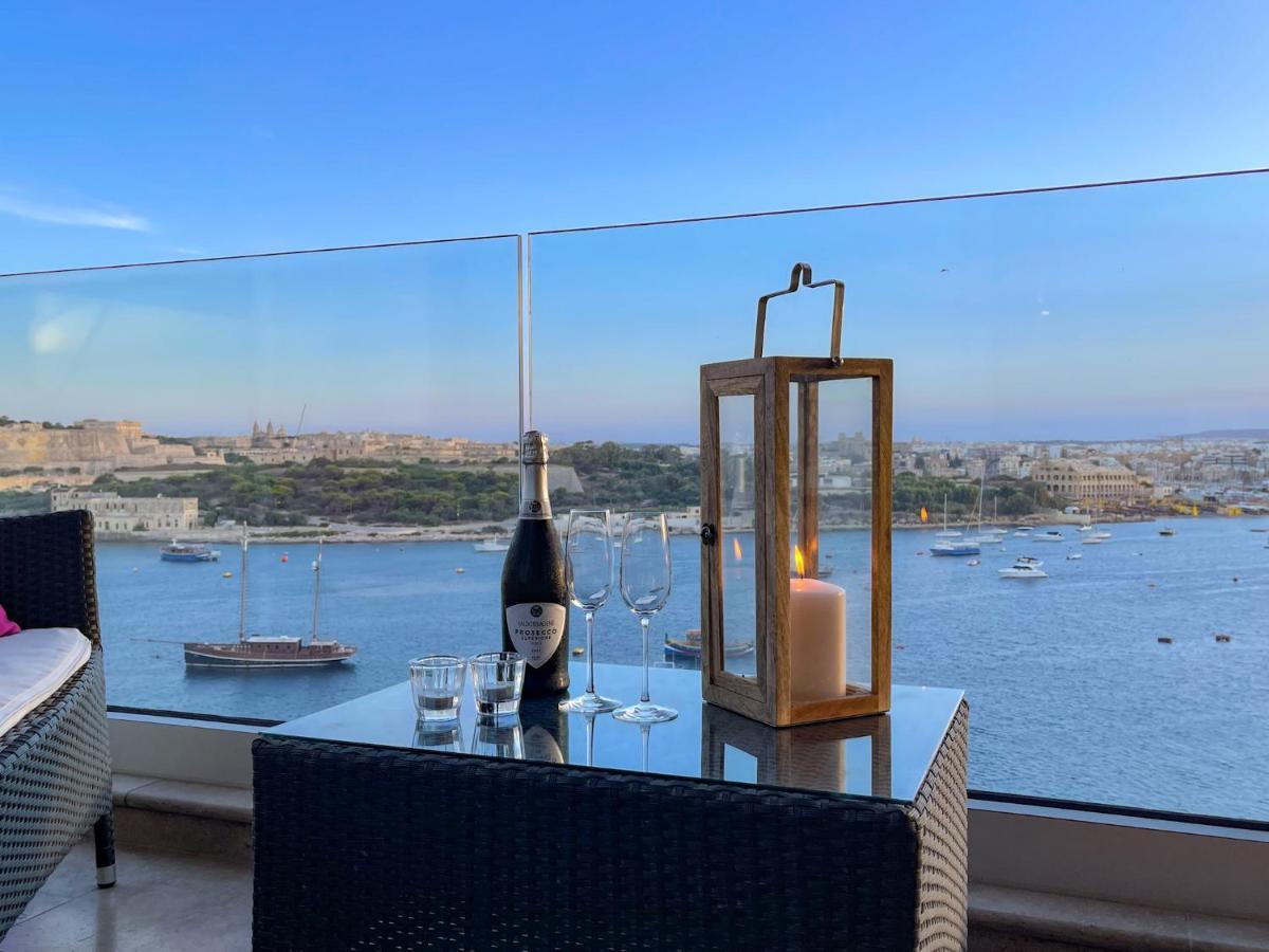 Unique Seafront Triplex Penthouse With Panoramic Bedroom & Rooftop Jacuzzi Overlooking Valletta 슬리에마 외부 사진