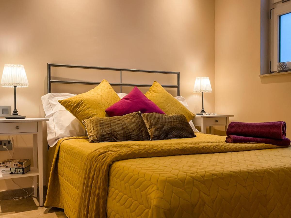 Unique Seafront Triplex Penthouse With Panoramic Bedroom & Rooftop Jacuzzi Overlooking Valletta 슬리에마 외부 사진
